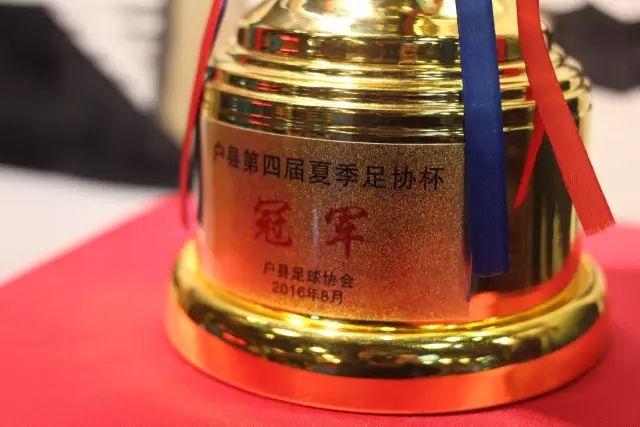 王子铭帽子戏法彰显中锋实力 国足年轻化迈向现实
